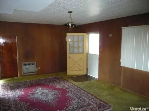 2081 Poplar St, Ceres, CA 95307 photo 6
