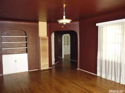2081 Poplar St, Ceres, CA 95307 photo 3