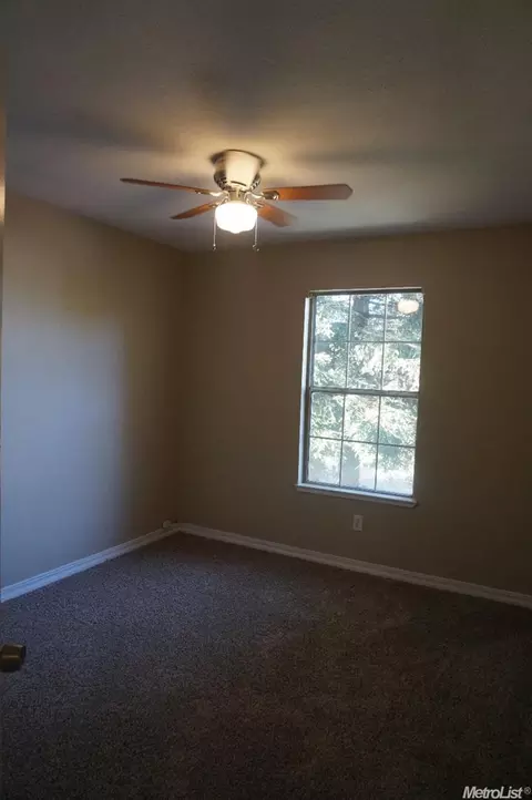 3916 Creedmoor Ave, Modesto, CA 95357 photo 16