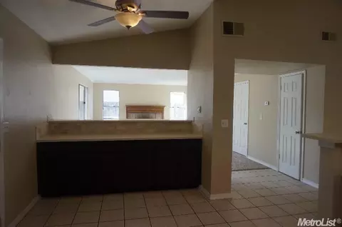 3916 Creedmoor Ave, Modesto, CA 95357 photo 7