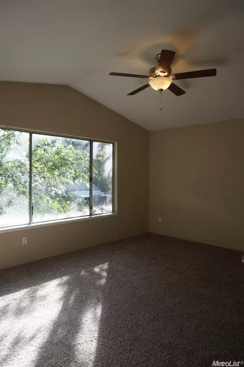 3916 Creedmoor Ave, Modesto, CA 95357 photo 14