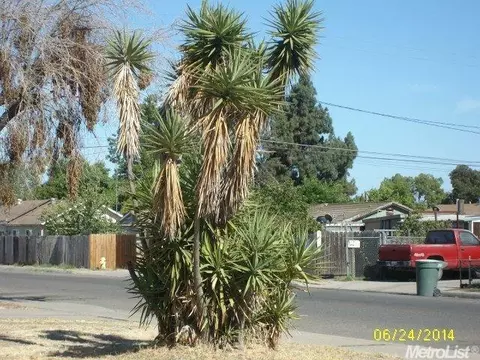321 Amador, Modesto, CA 95358 photo 4