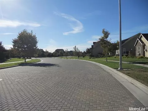 1783 Shellstone Way, Ripon, CA 95366 photo 2