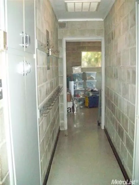 920 Ila, Modesto, CA 95354 photo 8