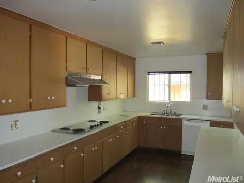 920 Ila, Modesto, CA 95354 photo 18