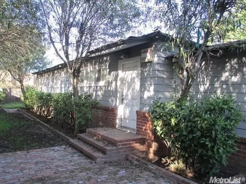 920 Ila, Modesto, CA 95354 photo 1
