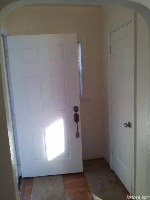 1533 Vernon Ave, Modesto, CA 95351 photo 6