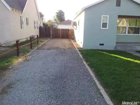 1533 Vernon Ave, Modesto, CA 95351 photo 5