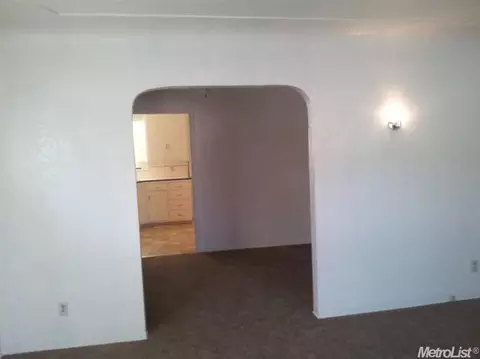 1533 Vernon Ave, Modesto, CA 95351 photo 8