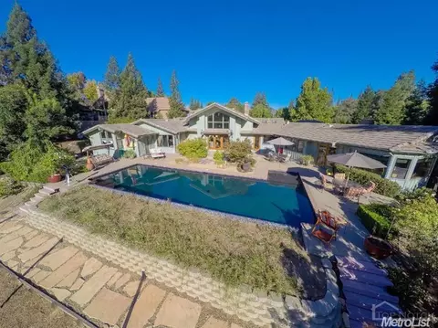 6440 Orange Hill Ln, Carmichael, CA 95608 photo 2
