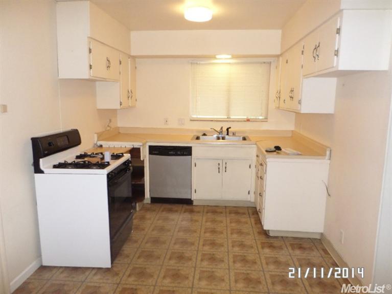 1221 Audrey Dr, Tracy, CA 95376 photo 4