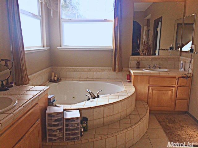 3500 Lauding Way, Modesto, CA 95355 photo 12