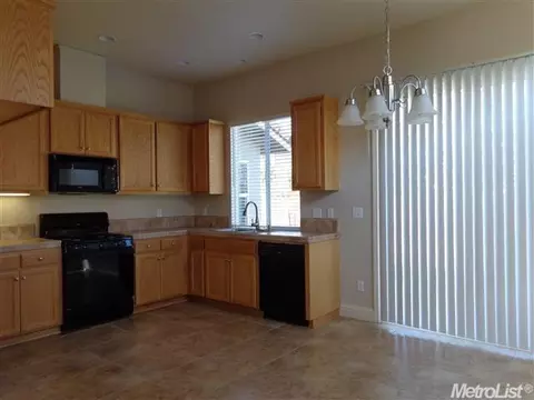 1205 Werner Dr, Ripon, CA 95366 photo 5