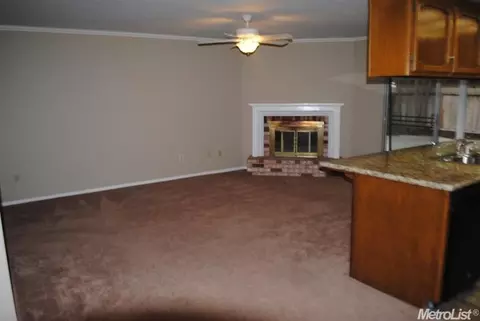 3801 Atwood Dr, Modesto, CA 95355 photo 4