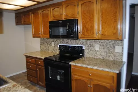 3801 Atwood Dr, Modesto, CA 95355 photo 6