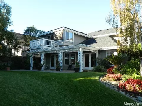 1744 Windjammer Ct, Lodi, CA 95242 photo 2