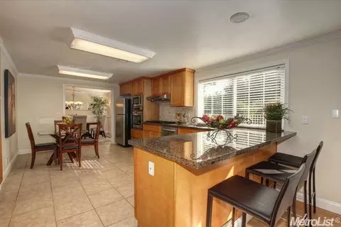 5320 Marimoore Way, Carmichael, CA 95608 photo 9