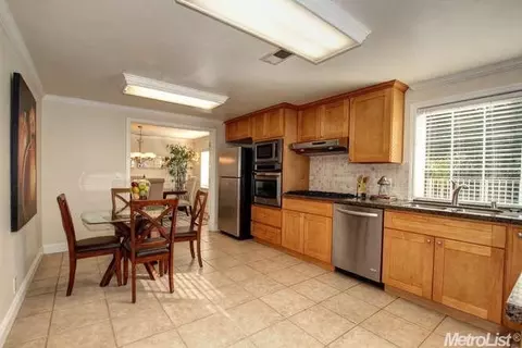5320 Marimoore Way, Carmichael, CA 95608 photo 10