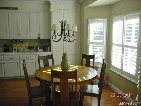 1892 Pinehurst Dr, Turlock, CA 95382 photo 9