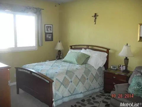 1892 Pinehurst Dr, Turlock, CA 95382 photo 13