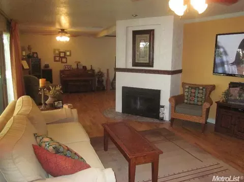 2821 Arden Ln, Merced, CA 95340 photo 8