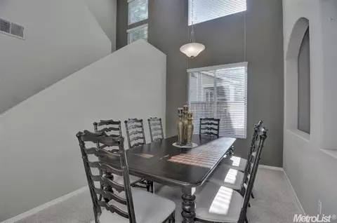 320 Baldwin Ln, Tracy, CA 95376 photo 4