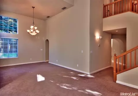 2940 Avon Rd, Rocklin, CA 95765 photo 2