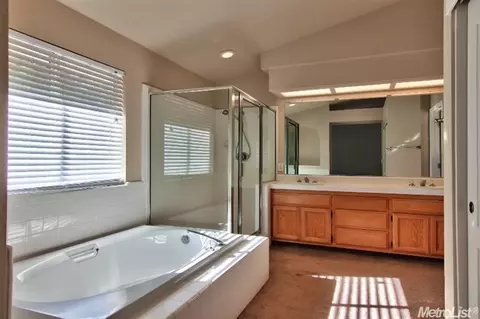 2940 Avon Rd, Rocklin, CA 95765 photo 14