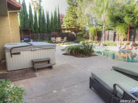 6302 Emerald Dr, Rocklin, CA 95677 photo 3