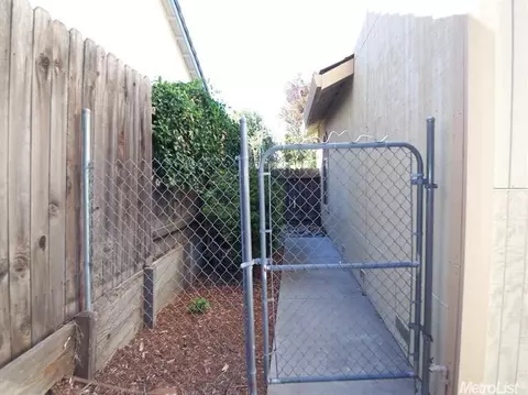 8152 Chimango Ct, Antelope, CA 95843 photo 25