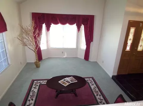 8152 Chimango Ct, Antelope, CA 95843 photo 3