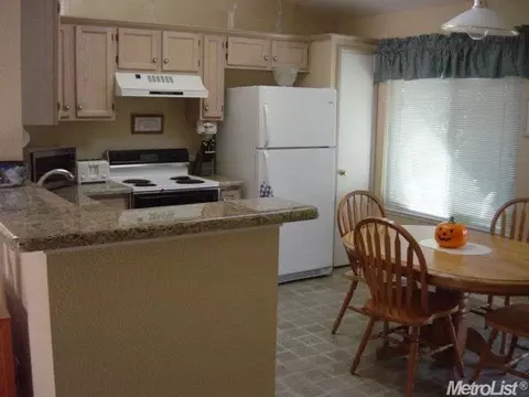 709 Codington Way, Modesto, CA 95357 photo 3