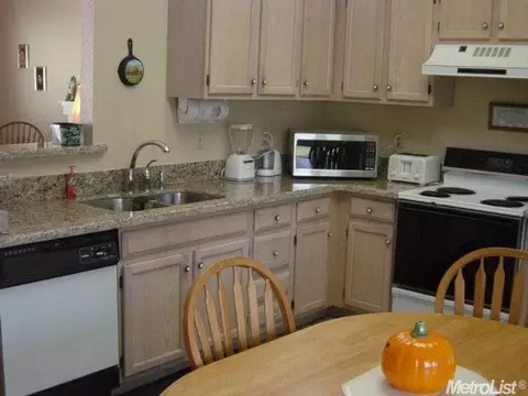 709 Codington Way, Modesto, CA 95357 photo 4