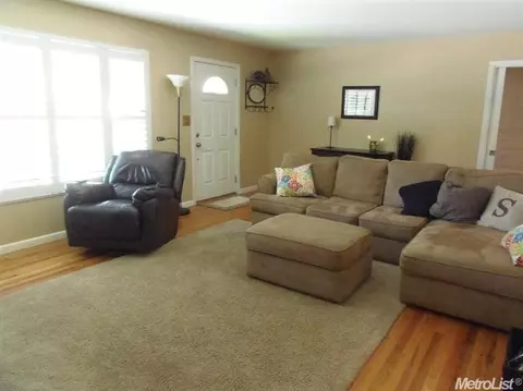 2408 Dana Ln, Modesto, CA 95350 photo 7