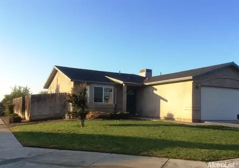 554 E San Xavier Ct, Merced, CA 95341 photo 1