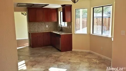 3909 Gagos Dr, Modesto, CA 95356 photo 11