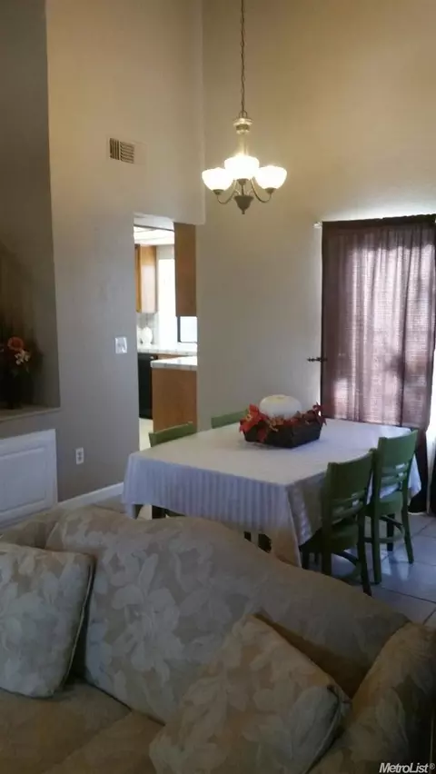 2008 Stracker Way, Modesto, CA 95350 photo 8