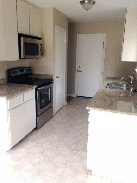 1482 Windgate, Manteca, CA 95337 photo 3
