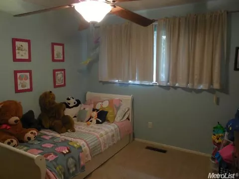 1908 Kruger Dr, Modesto, CA 95355 photo 10