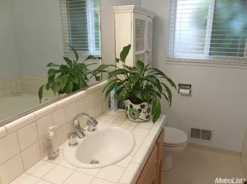 1908 Kruger Dr, Modesto, CA 95355 photo 17