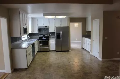 3008 Blaker Rd, Ceres, CA 95307 photo 11