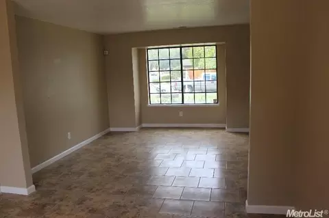 3008 Blaker Rd, Ceres, CA 95307 photo 3