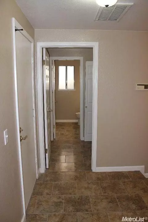 3008 Blaker Rd, Ceres, CA 95307 photo 5