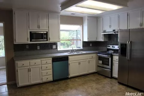 3008 Blaker Rd, Ceres, CA 95307 photo 10