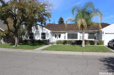 2013 Goldfield Dr, Modesto, CA 95358 photo 1