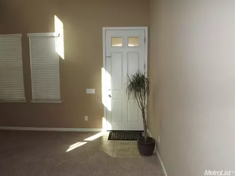 2760 Ancestry St, Manteca, CA 95337 photo 3