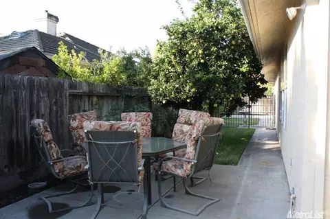 97 Elderica, Lodi, CA 95242 photo 11