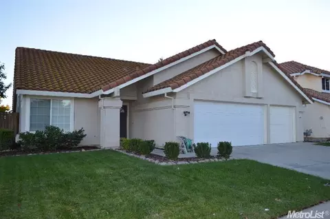 3200 Black Eagle Dr, Antelope, CA 95843 photo 2