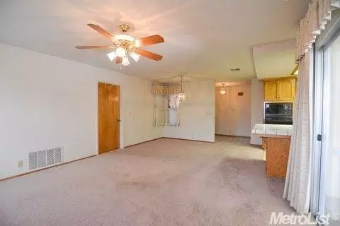 1489 Hampton Pl, Manteca, CA 95336 photo 5