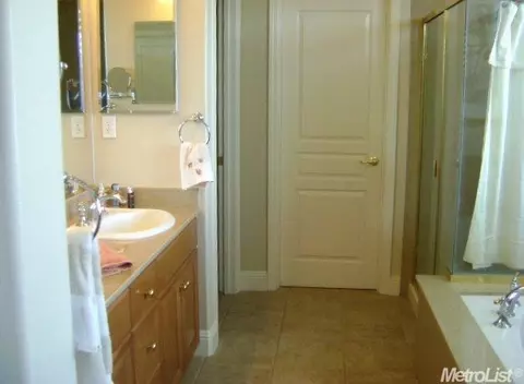 2492 Goehring Dr, Lodi, CA 95242 photo 10